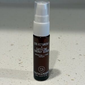 Youth to the people 15% vitamin c + caffeine energy serum 8ml